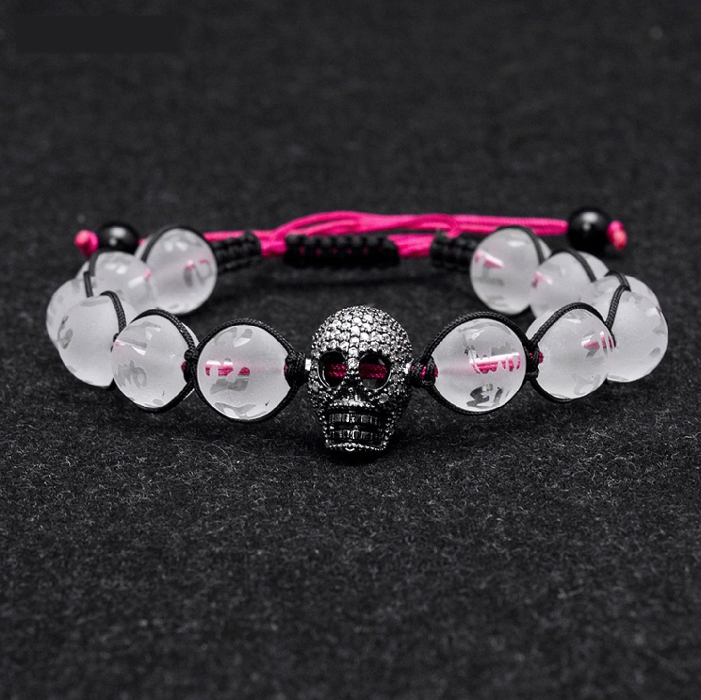 P10187 PULSERA DE CUENCAS DE VIDRIO Y CALAVERA CON CIRCîN BLANCO.